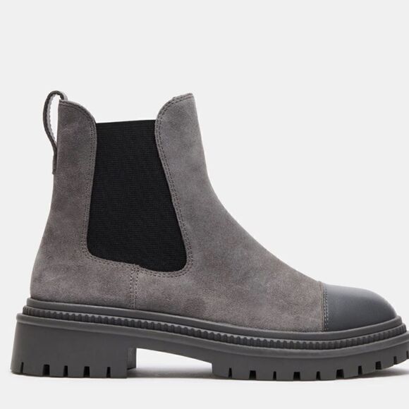 Steve Madden MAYSLIE LIGHT GREY SUEDE Chelsea Ankle Bootie - Picture 4 of 6